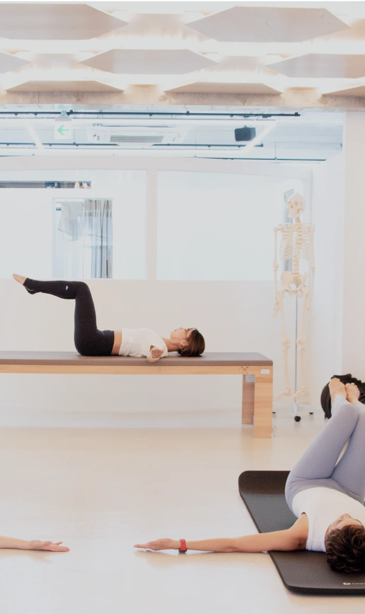 身体への意識を深めることを目的とした、ピラティスの基礎